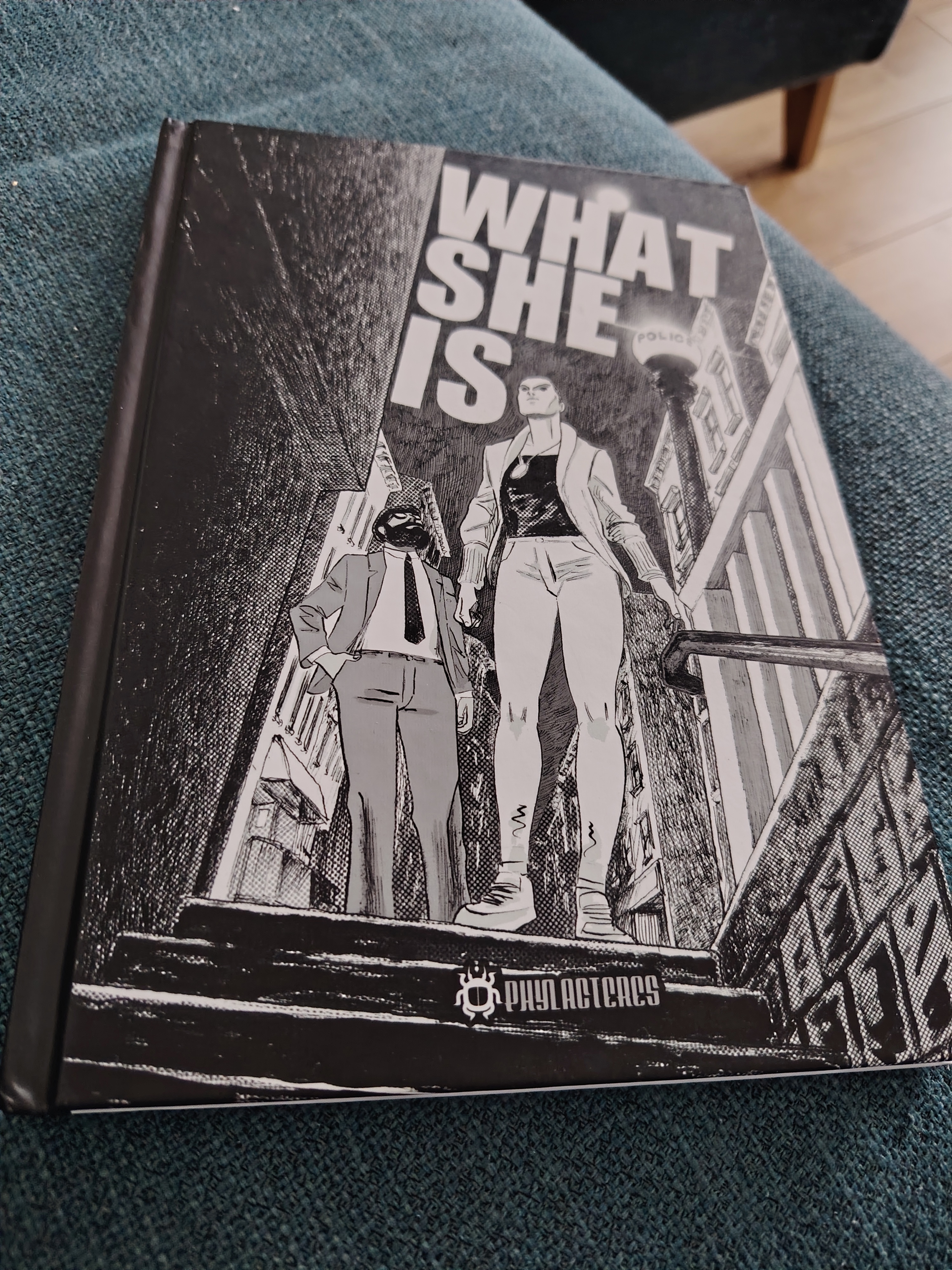 Couverture de la bande dessinée What She Is